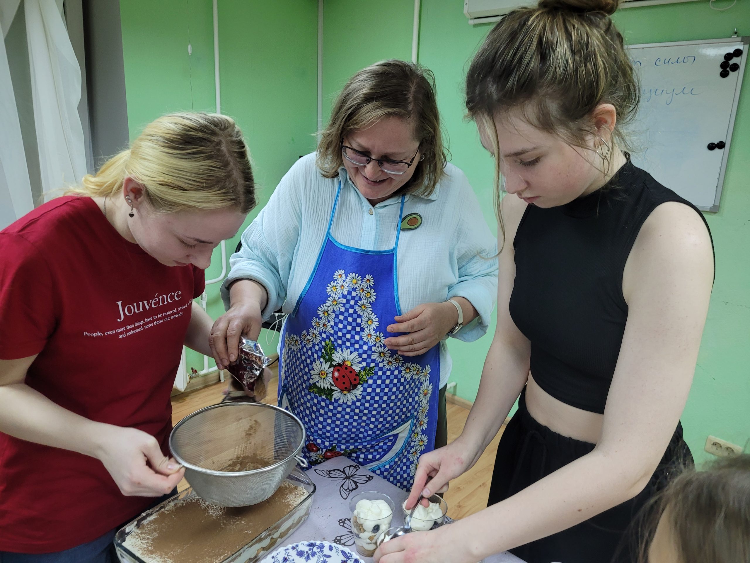 Киров: настоящие волонтеры